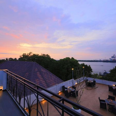 Alpha Old Court House Hotel Kochi Exterior foto