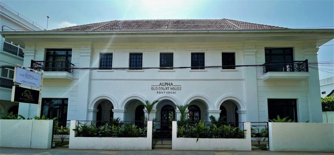 Alpha Old Court House Hotel Kochi Exterior foto