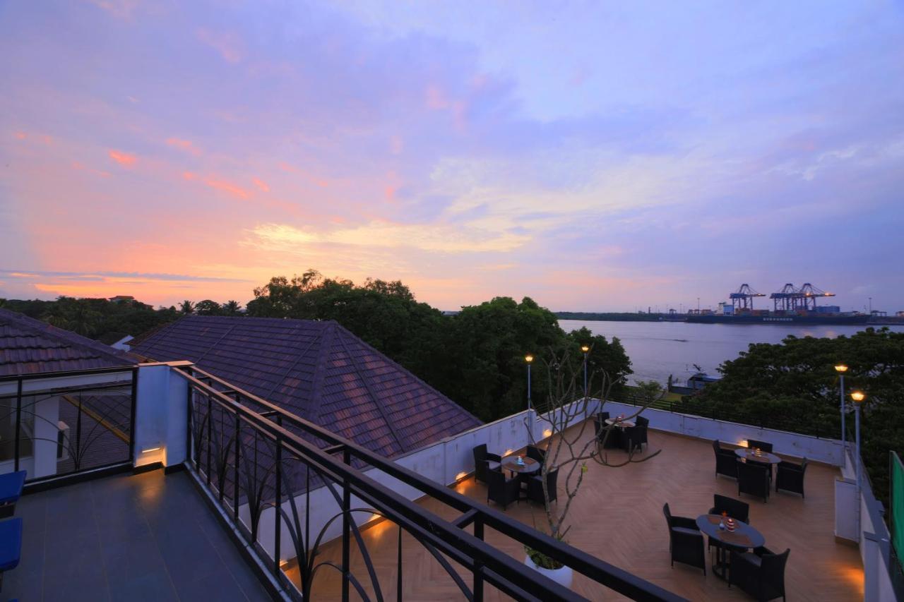Alpha Old Court House Hotel Kochi Exterior foto