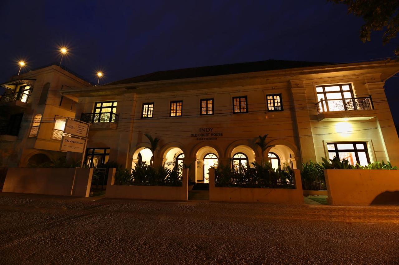 Alpha Old Court House Hotel Kochi Exterior foto