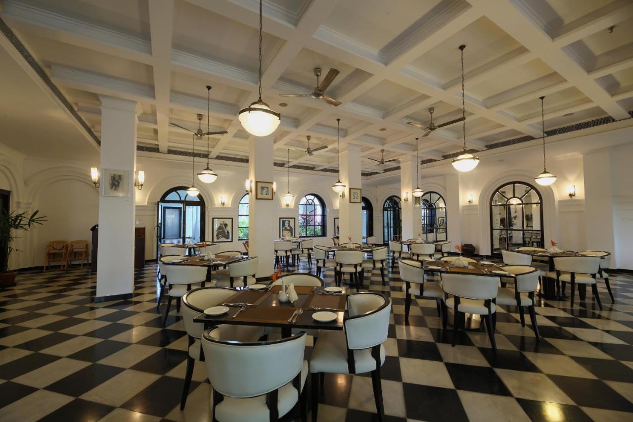 Alpha Old Court House Hotel Kochi Exterior foto