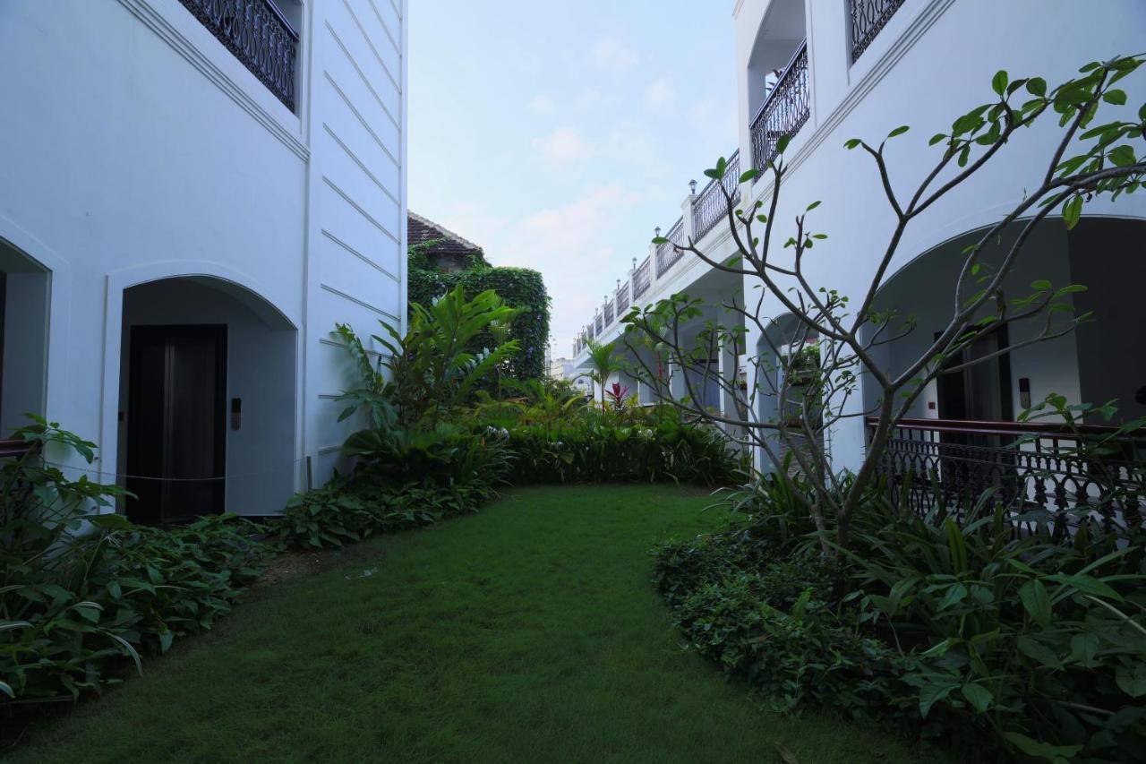 Alpha Old Court House Hotel Kochi Exterior foto