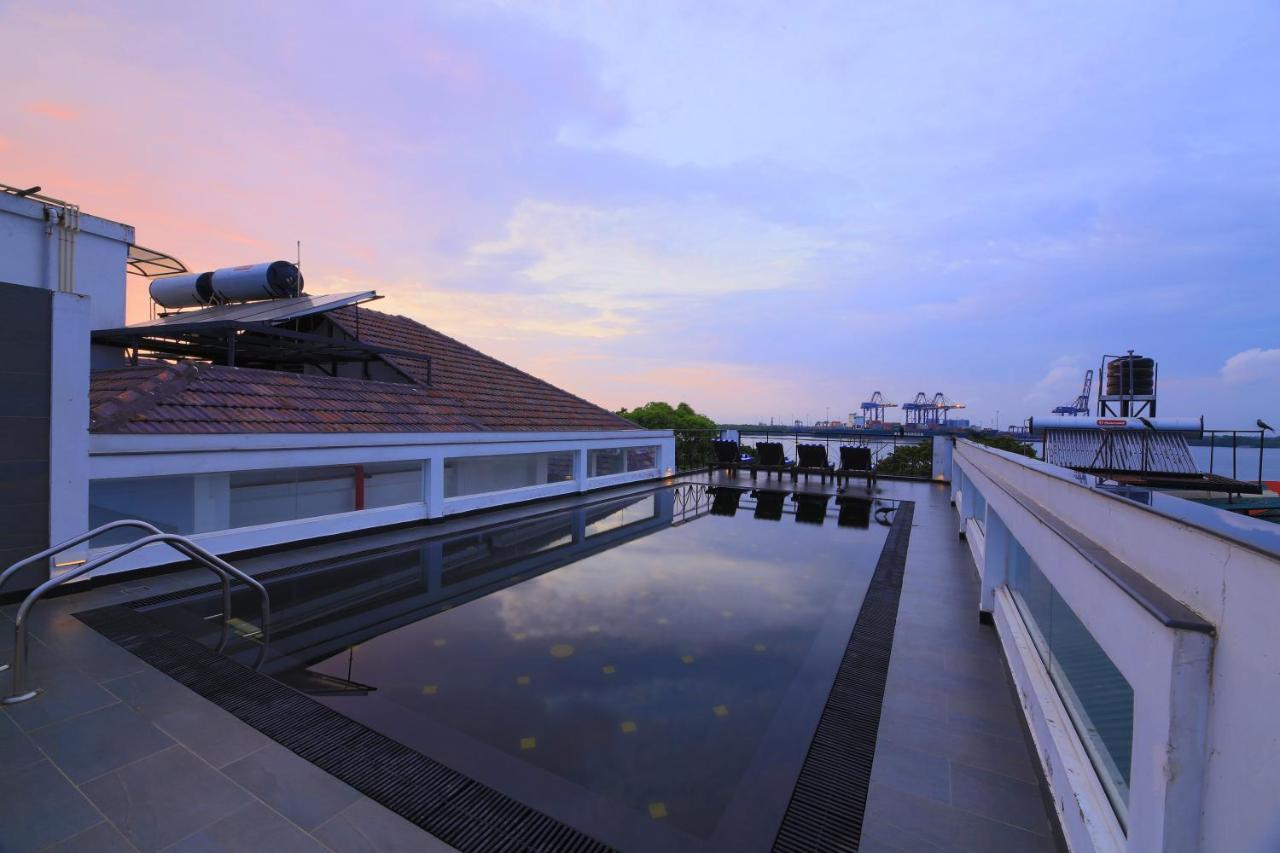 Alpha Old Court House Hotel Kochi Exterior foto