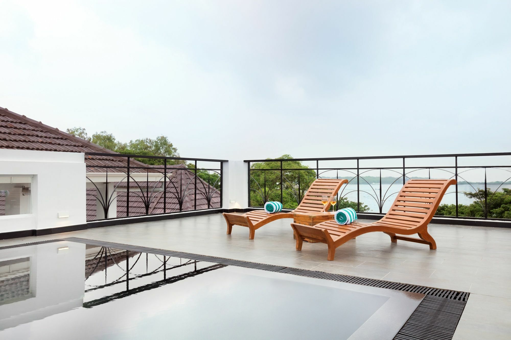 Alpha Old Court House Hotel Kochi Exterior foto